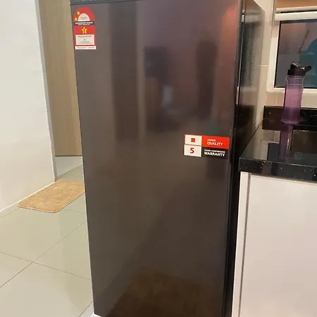 Alaghapoo Service Apartment Near Drawbridge Kuala Terengganu Bagian luar foto